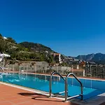 Oda ve Kahvaltı Ravello View