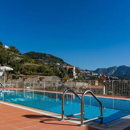 Bed & Breakfast Ravello View