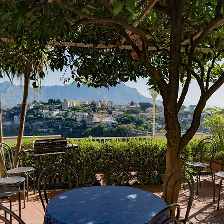 Ravello View 4*